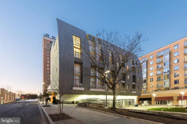 $3,550 | 6500 America Boulevard, Unit 204, Hyattsville, MD 20782