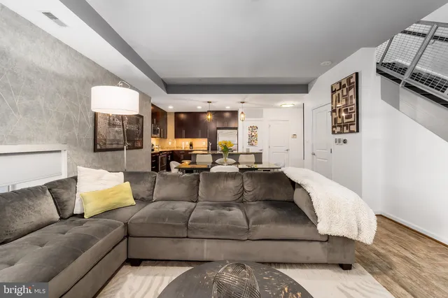 $3,550 | 6500 America Boulevard, Unit 204, Hyattsville, MD 20782