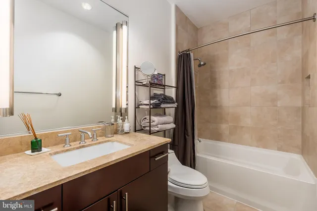 $3,550 | 6500 America Boulevard, Unit 204, Hyattsville, MD 20782