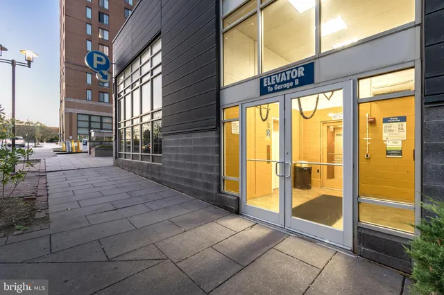 $3,550 | 6500 America Boulevard, Unit 204, Hyattsville, MD 20782