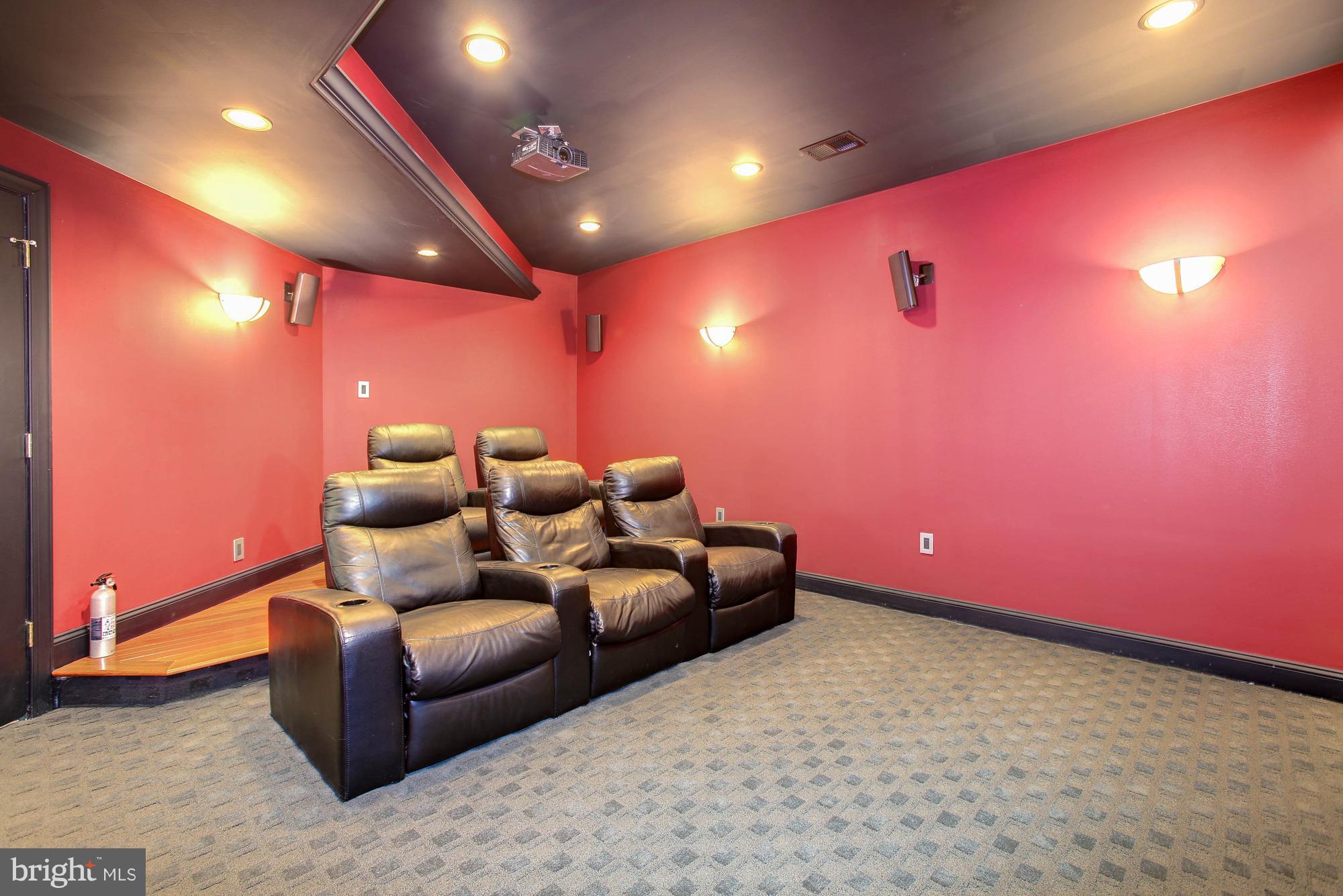 4600 Ryecliff Court Woodbridge, VA 22192 - Photo 27 of 30 Theater Room