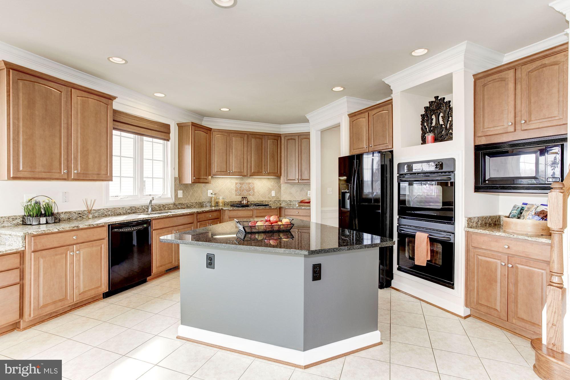 4600 Ryecliff Court Woodbridge, VA 22192 - Photo 8 of 30 Kitchen