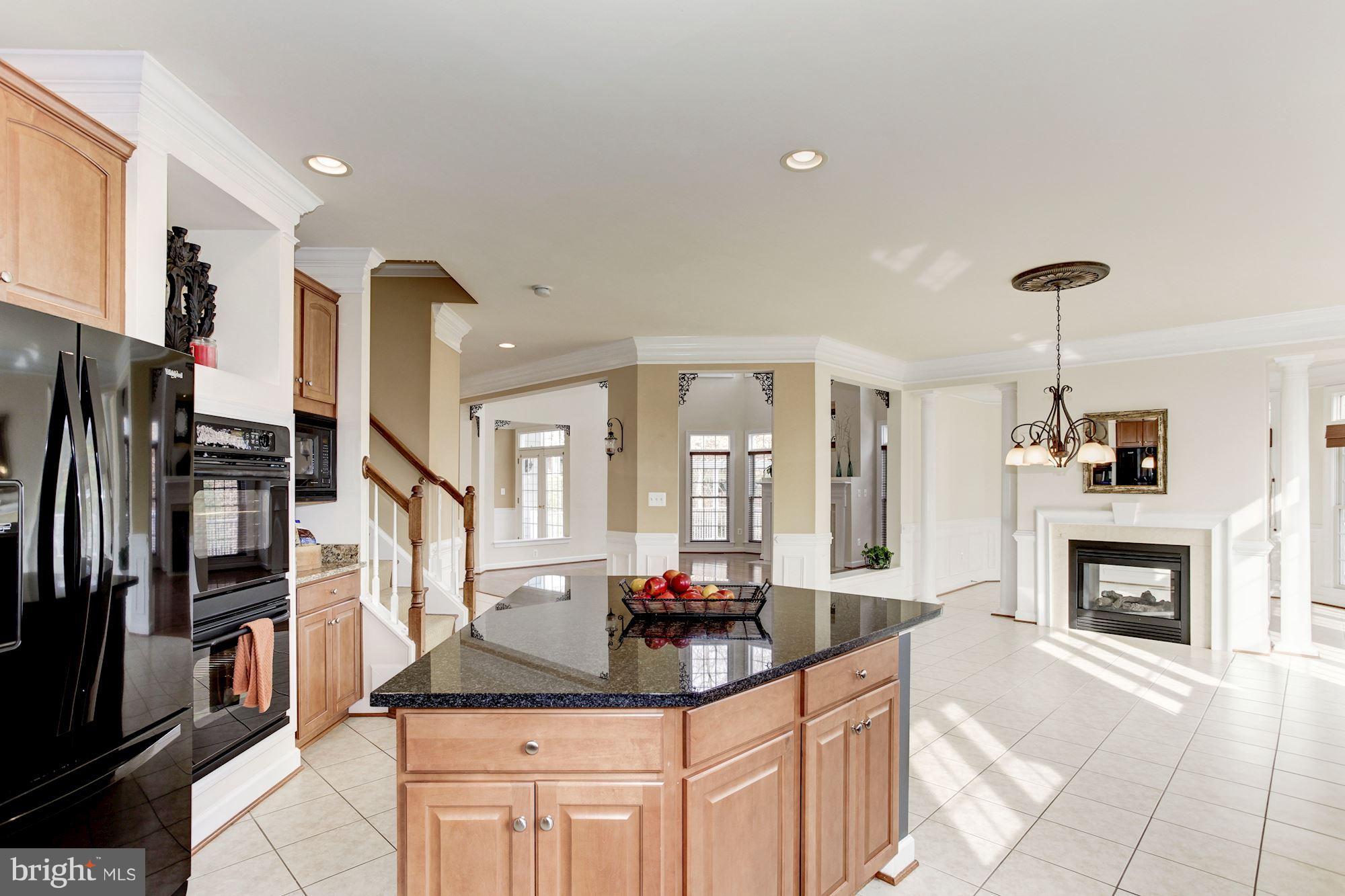 4600 Ryecliff Court Woodbridge, VA 22192 - Photo 10 of 30 Kitchen