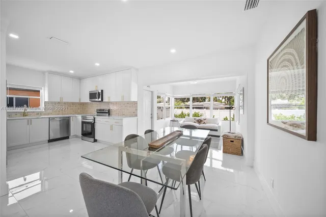 a picture of a park with a floor