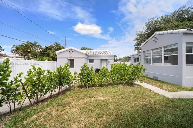 $6,200 | 1625 Hollywood Boulevard, Hollywood, FL 33020