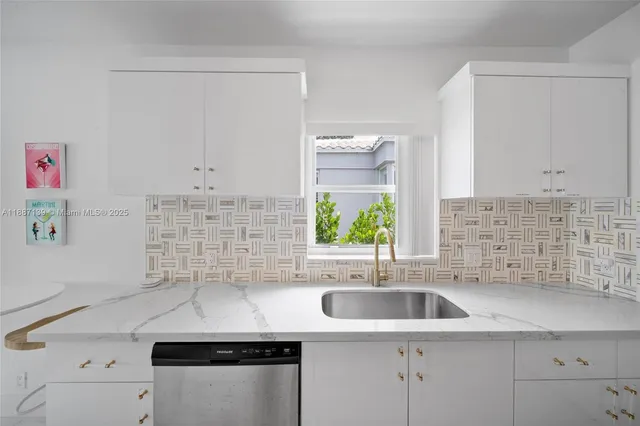 $6,200 | 1625 Hollywood Boulevard, Hollywood, FL 33020