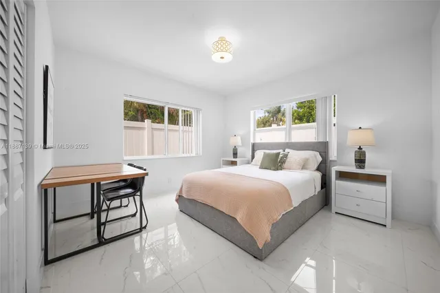 $6,200 | 1625 Hollywood Boulevard, Hollywood, FL 33020