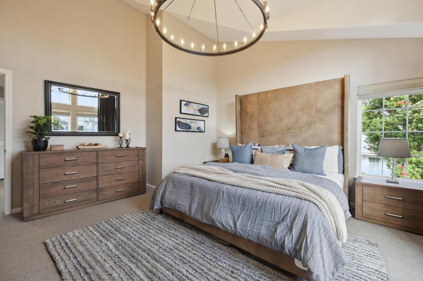 6 Outlook Circle Pacifica, CA 94044 - Photo 23 of 49 a bed room with a bed and a mirror