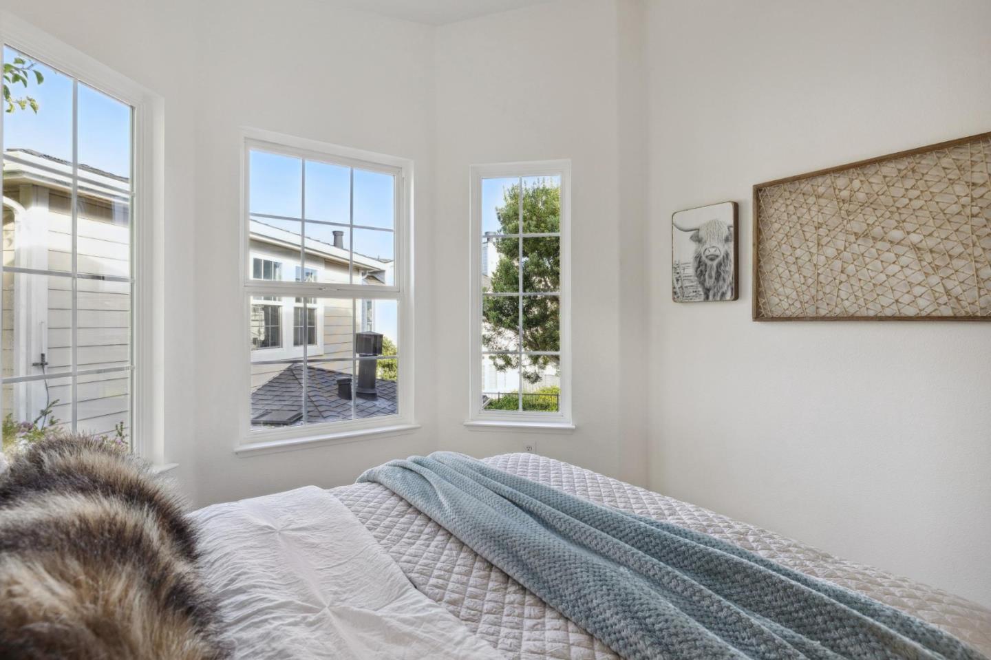 6 Outlook Circle Pacifica, CA 94044 - Photo 35 of 49 a bedroom with a bed and a window