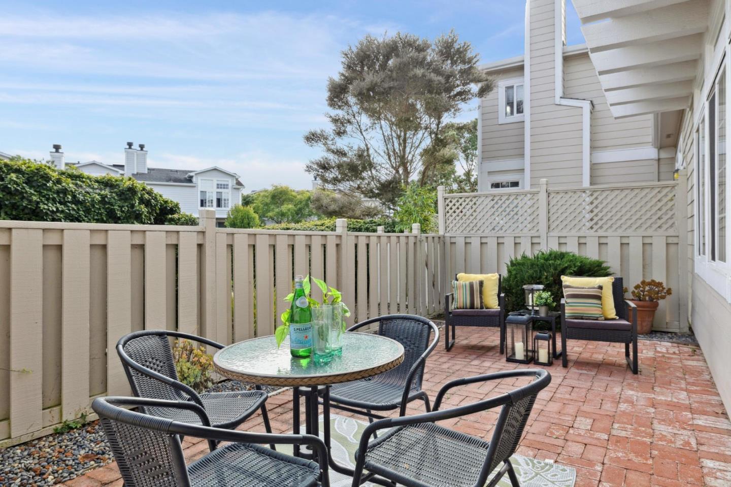 6 Outlook Circle Pacifica, CA 94044 - Photo 40 of 49 a view of a chairs and table in the back yard of the house