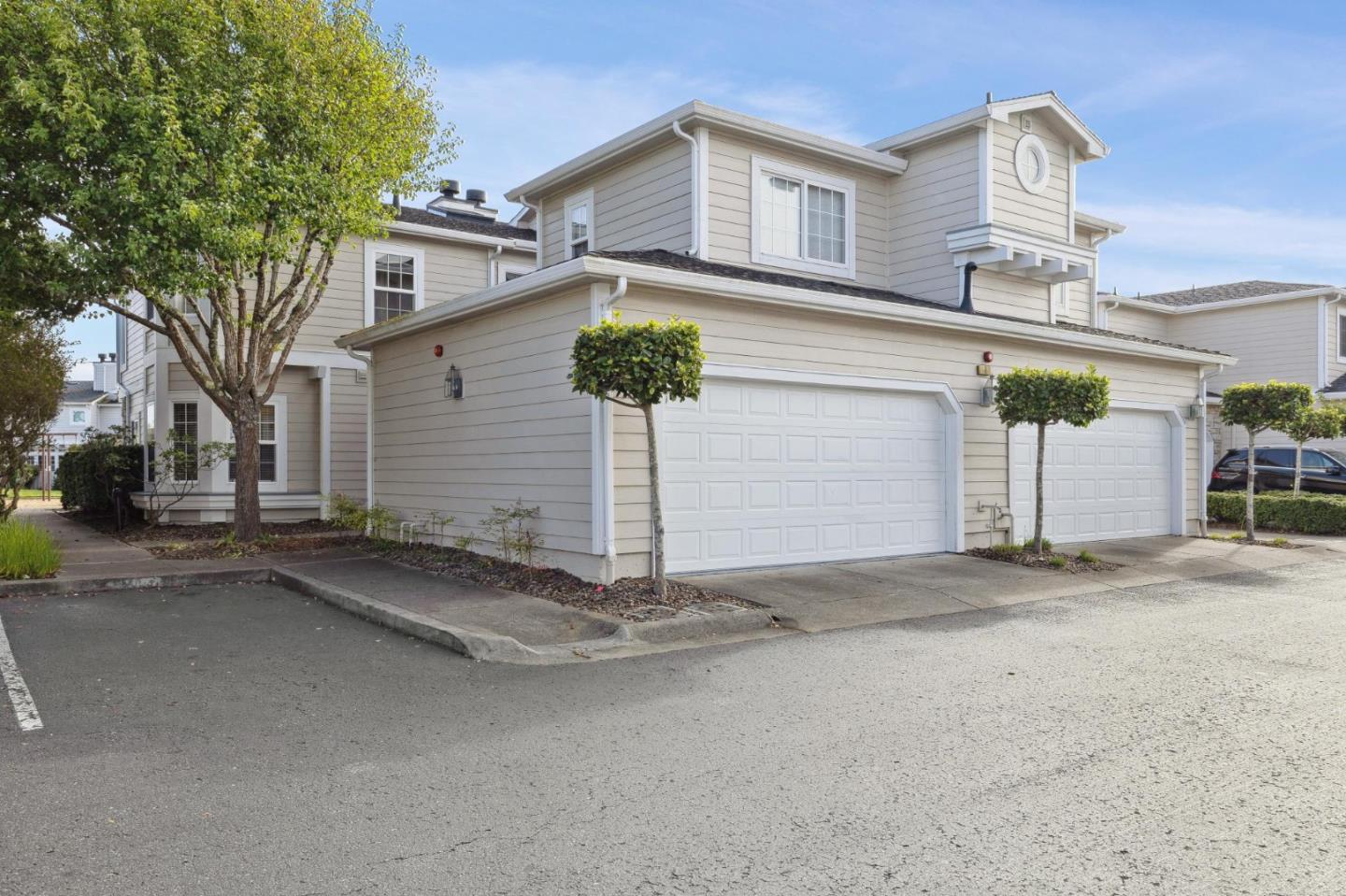 6 Outlook Circle Pacifica, CA 94044 - Photo 48 of 49 a view of a house with a street