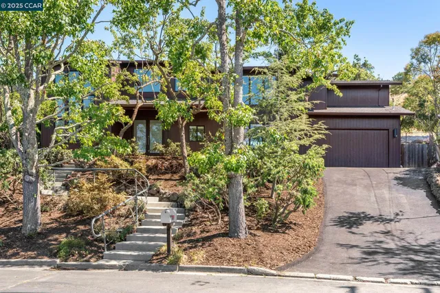 $2,095,000 | 127 Devin Drive, Moraga, CA 94556