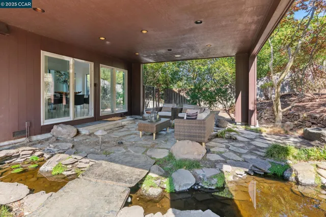 $2,095,000 | 127 Devin Drive, Moraga, CA 94556