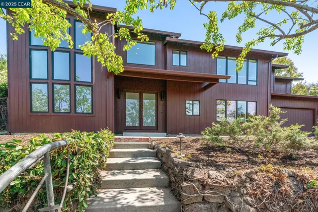 $2,095,000 | 127 Devin Drive, Moraga, CA 94556