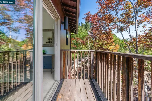 $2,095,000 | 127 Devin Drive, Moraga, CA 94556