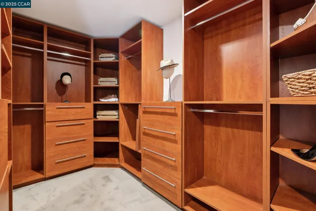 $2,195,000 | 127 Devin Drive, Moraga, CA 94556