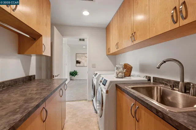 $2,095,000 | 127 Devin Drive, Moraga, CA 94556