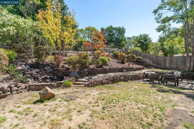 $2,195,000 | 127 Devin Drive, Moraga, CA 94556