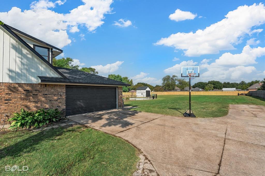 5505 Hickory Ridge Drive Bossier City, LA 71111 - Photo 33 of 36 a view of a park with entertaining space