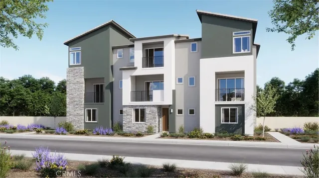 $1,199,990 | 636 Sonia, Irvine, CA 92618