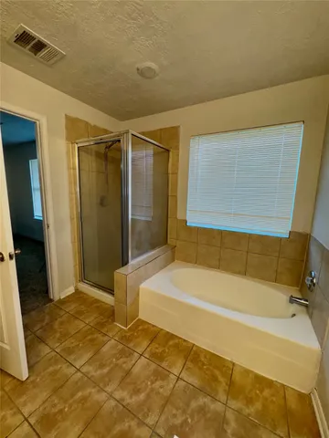 $1,900 | 15931 Winston Point Lane, Houston, TX 77084