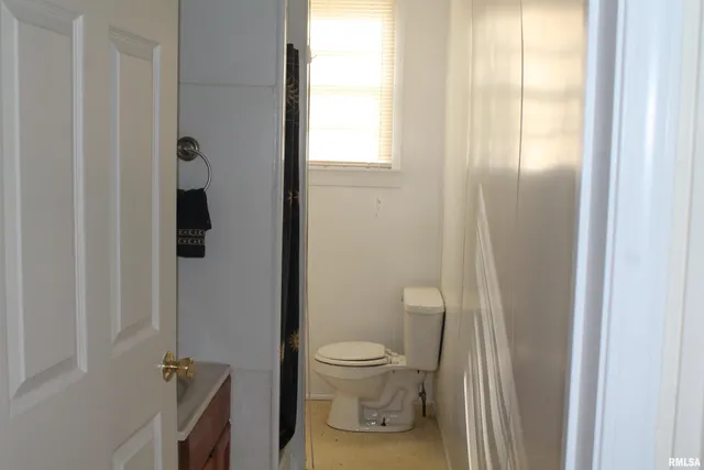 $56,800 | 701 West Cherry Street, Unit 1, Carbondale, IL 62901