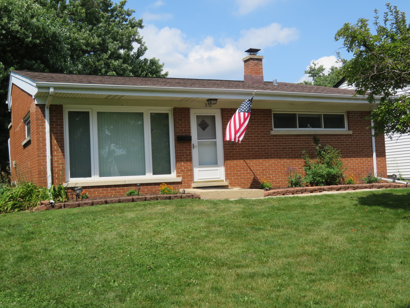310 West Taylor Road Lombard, IL 60148 - Photo 1 of 24 Gallery Image 1
