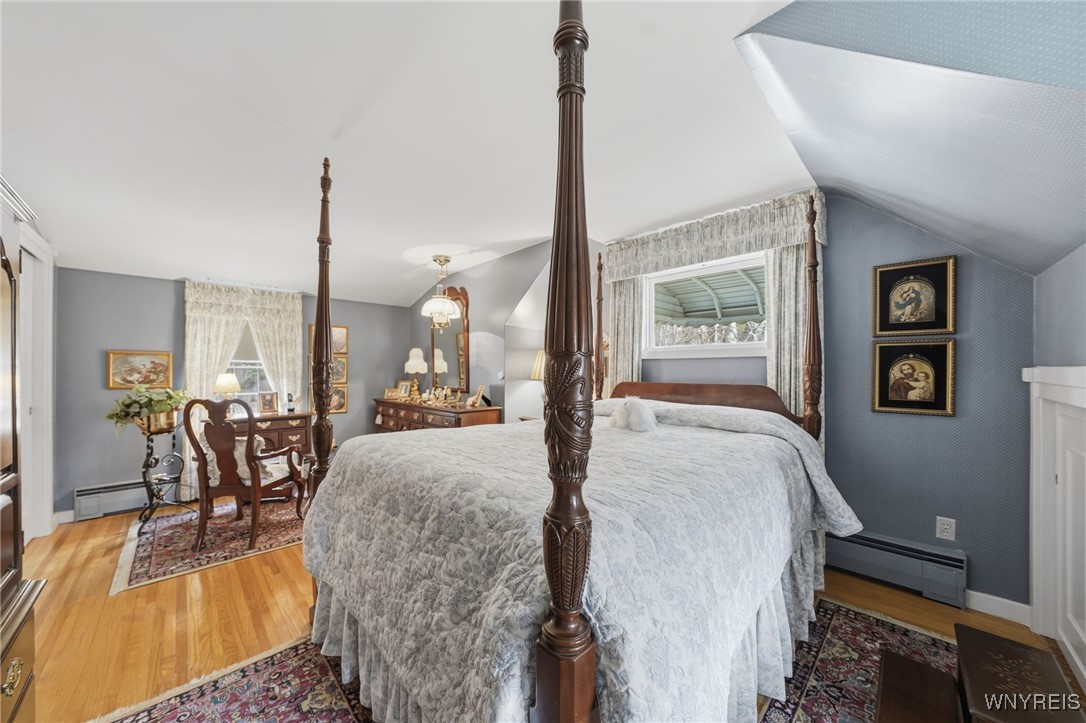 2420 Dodge Road Amherst, NY 14051 - Photo 21 of 49 Primary Bedroom