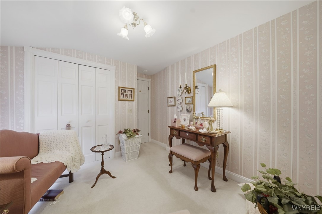 2420 Dodge Road Amherst, NY 14051 - Photo 28 of 49