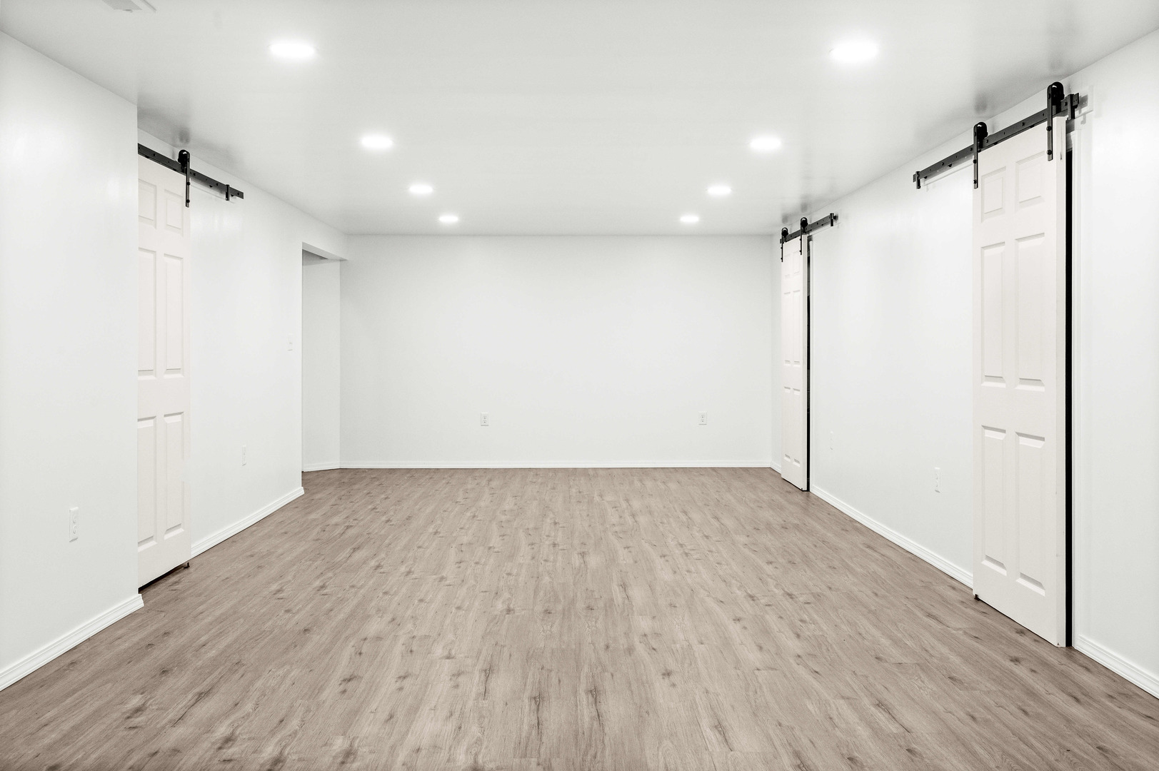 108 Cardinal Drive Le Roy, IL 61752 - Photo 24 of 35