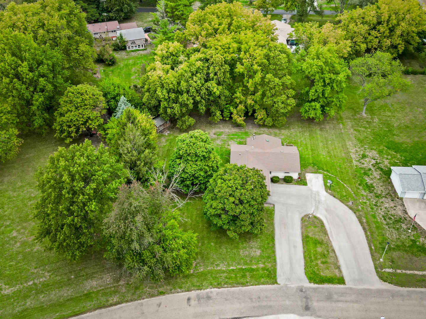108 Cardinal Drive Le Roy, IL 61752 - Photo 29 of 33 an aerial view of a house with yard