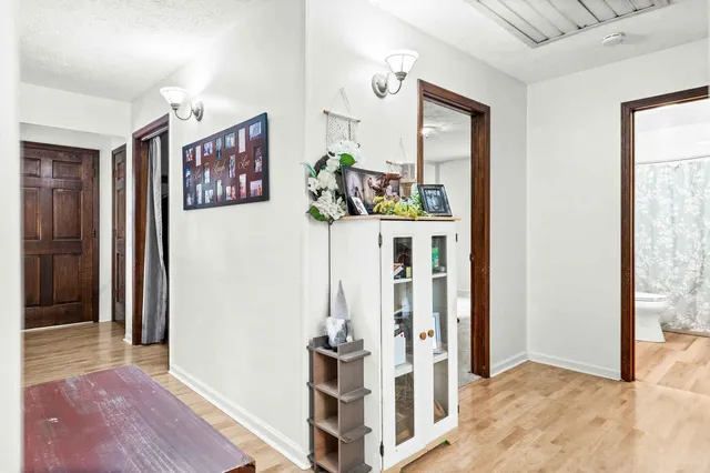 $260,000 | 108 Cardinal Drive, Le Roy, IL 61752