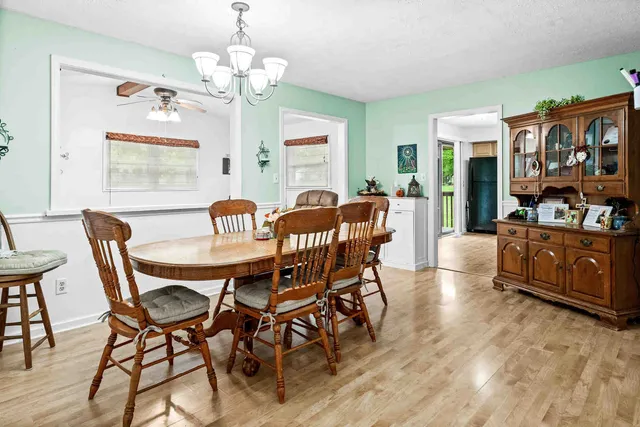 $260,000 | 108 Cardinal Drive, Le Roy, IL 61752