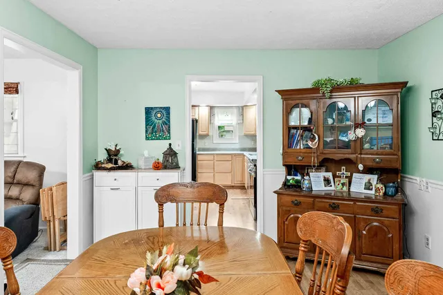 $260,000 | 108 Cardinal Drive, Le Roy, IL 61752