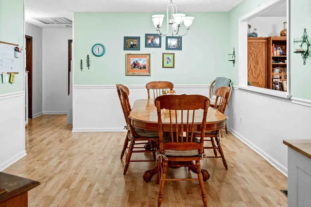 $260,000 | 108 Cardinal Drive, Le Roy, IL 61752