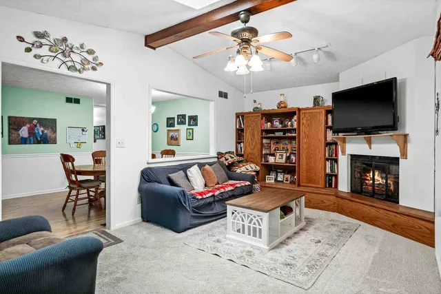 $260,000 | 108 Cardinal Drive, Le Roy, IL 61752