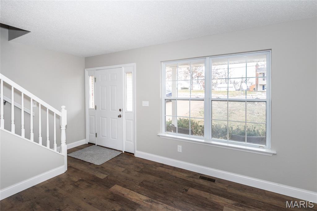 2699 Spring Forest Road Imperial, MO 63052 - Photo 2 of 39