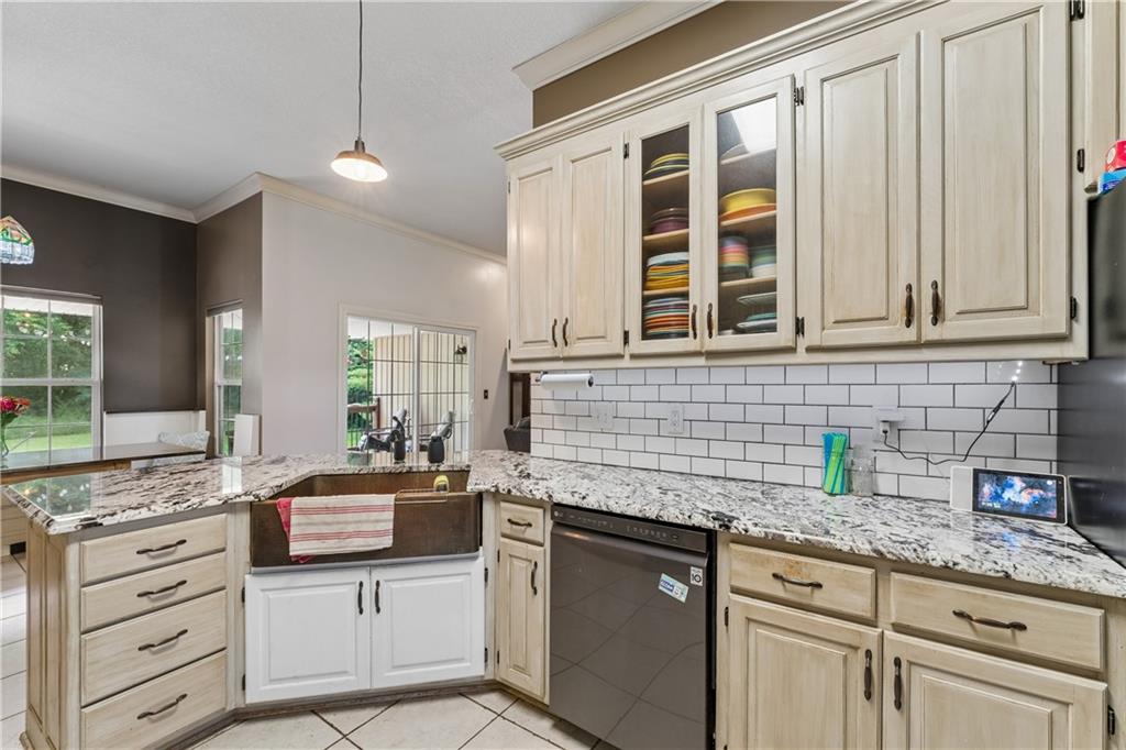 1611 Southwest Deer Run Road Oak Grove, MO 64075 - Photo 13 of 75