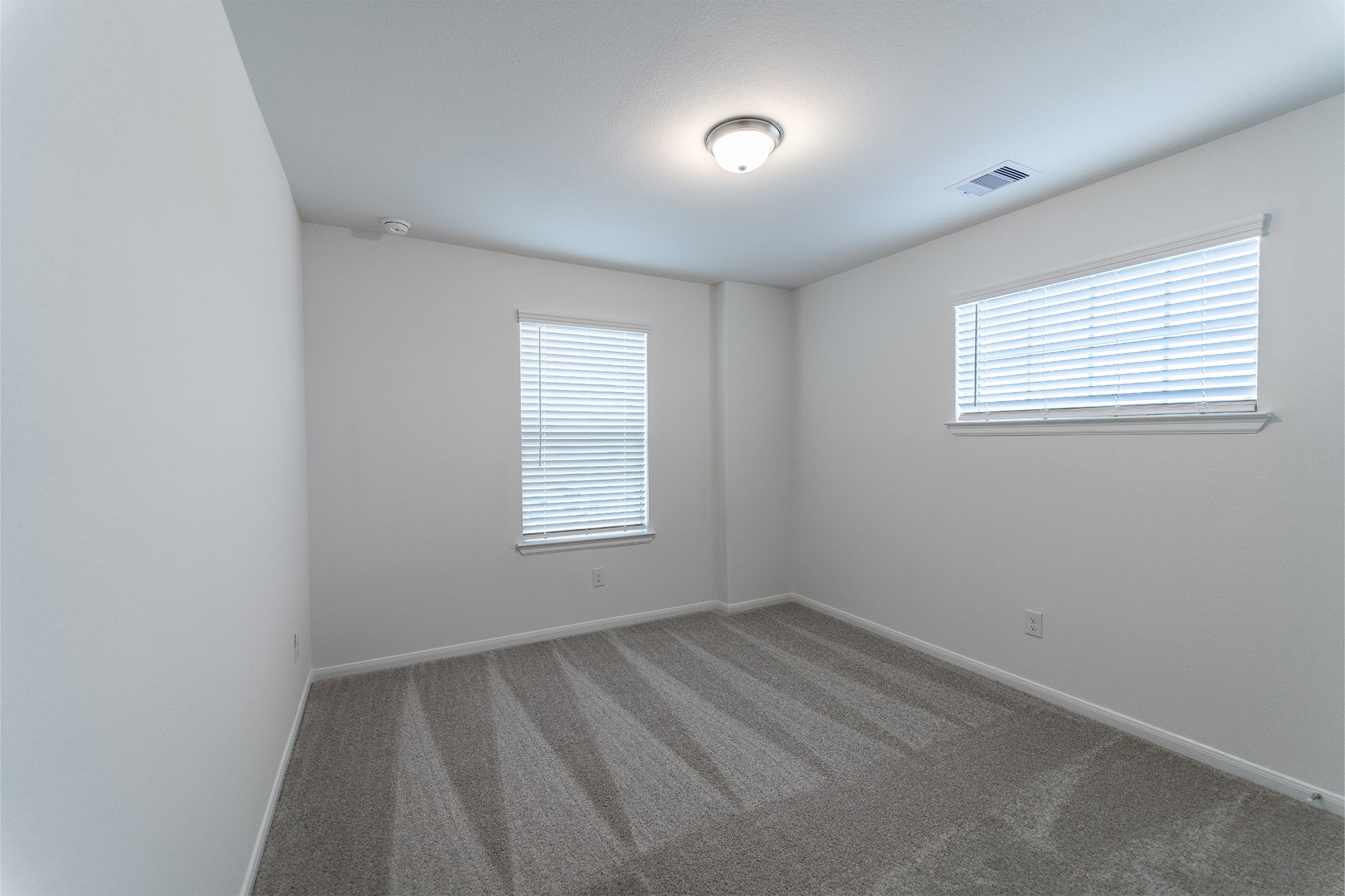 1722 Navigation Lane Angleton, TX 77515 - Photo 18 of 24