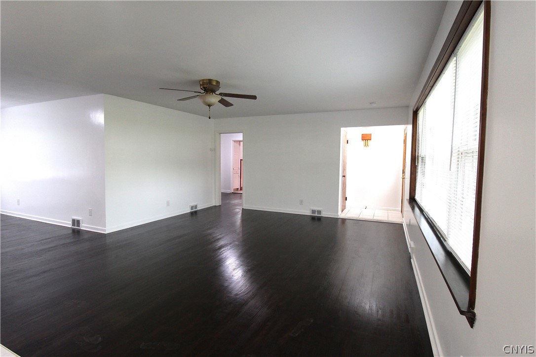 24 Forest Road New Hartford, NY 13501 - Photo 8 of 50