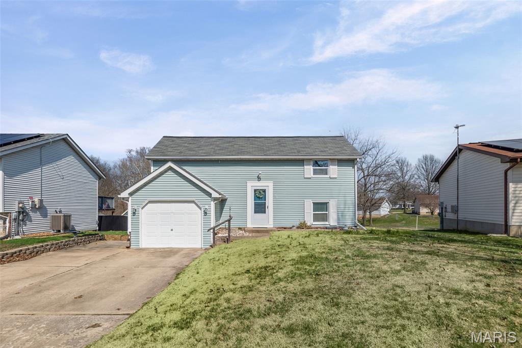 121 Walnut Ridge Drive Bethalto, IL 62010 - Photo 2 of 25