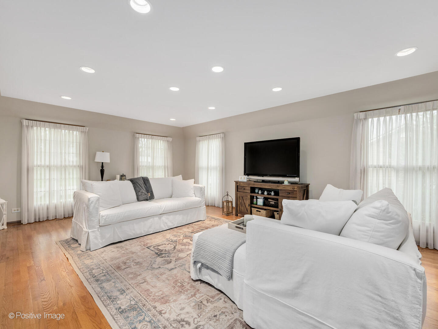 1000 Surrey Lane Itasca, IL 60143 - Photo 12 of 25