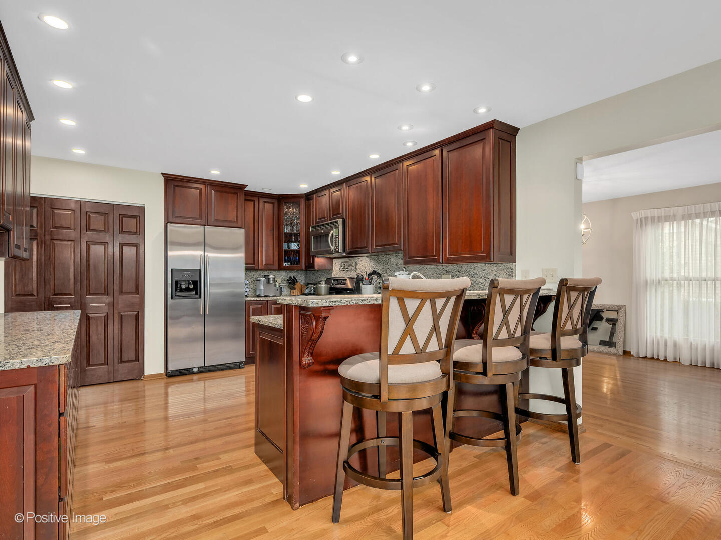 1000 Surrey Lane Itasca, IL 60143 - Photo 7 of 25