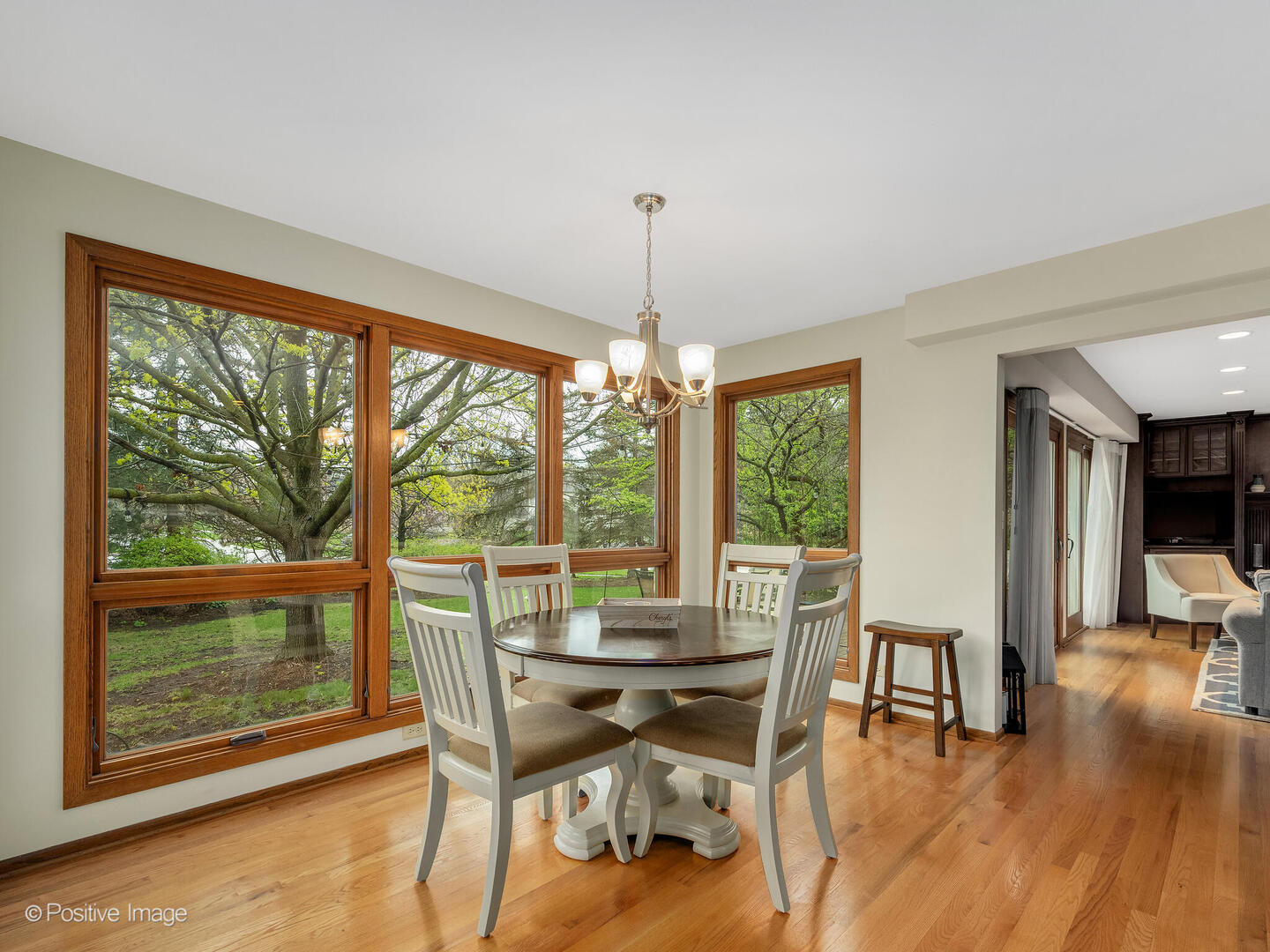 1000 Surrey Lane Itasca, IL 60143 - Photo 8 of 25