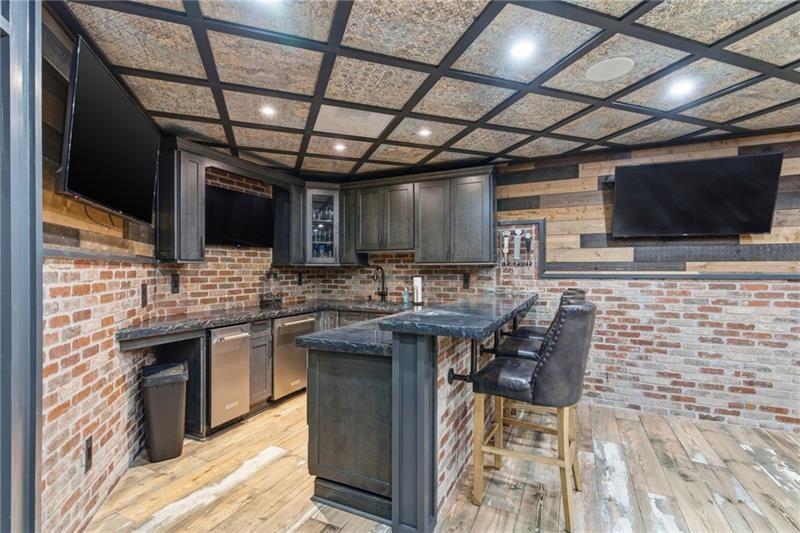 1565 Bramble Bush Way Suwanee, GA 30024 - Photo 35 of 62 a kitchen with lots of counter top space