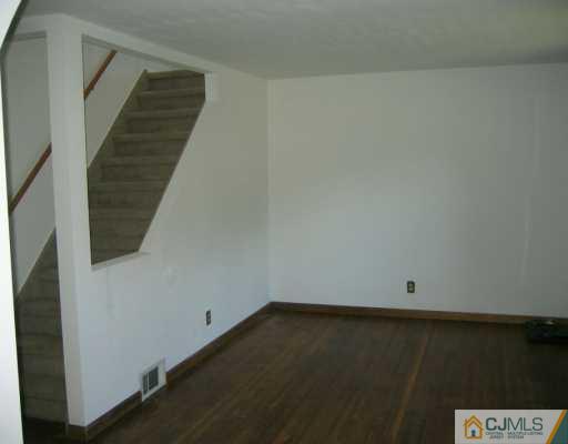 29 Highview Road East Brunswick, NJ 08816 - Photo 3 of 8 Gallery Image 3