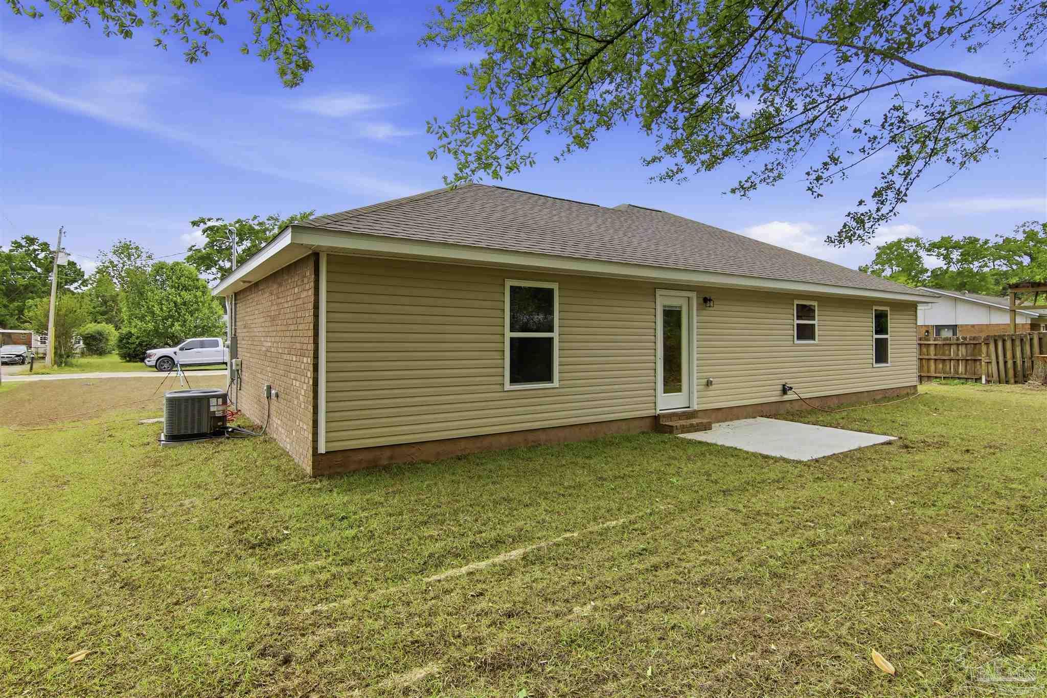 4208 Eleanor Street Pace, FL 32571 - Photo 30 of 39