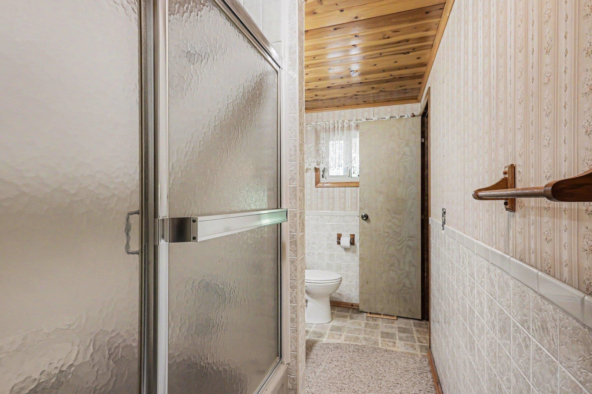 2437 Amelith Road Bay City, MI 48706 - Photo 23 of 36