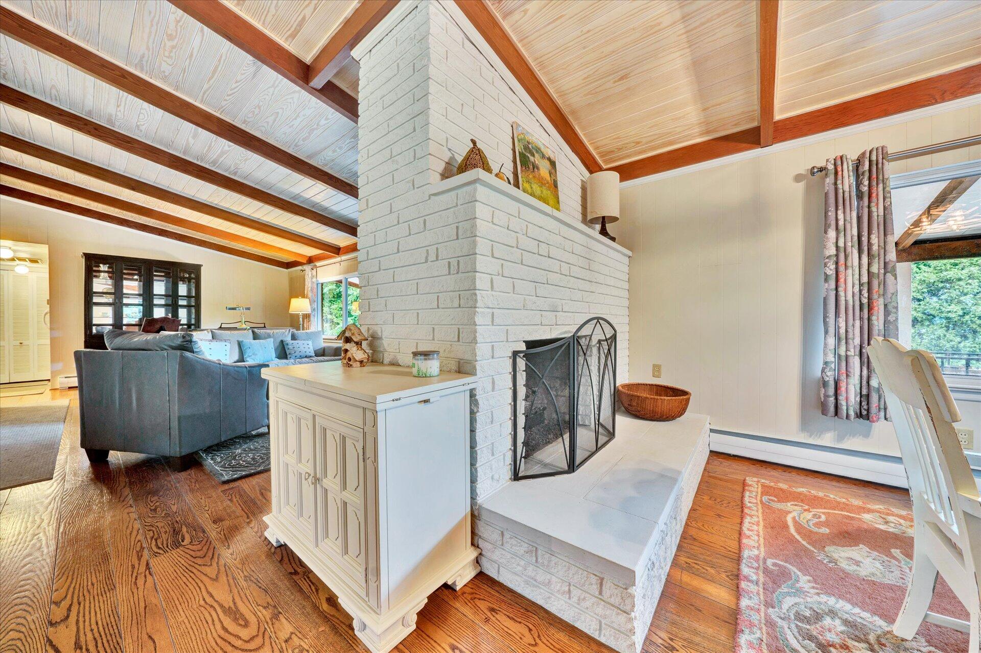 5519 Highfields Road Roanoke, VA 24018 - Photo 12 of 45 Fireplace-2_5519_Highfields