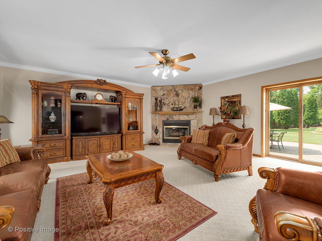 S568 Winfield Road Winfield, IL 60190 - Photo 11 of 30